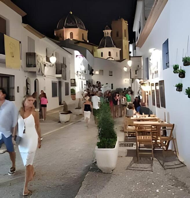 Apartamento Primera Linea Con Acceso Privado A La Playa Altea Bagian luar foto